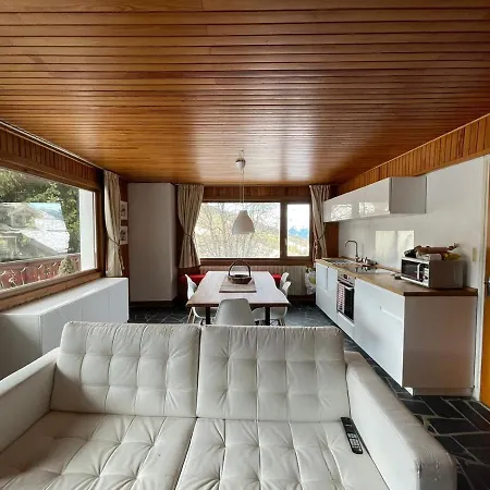 Lovely 1650 Apartment