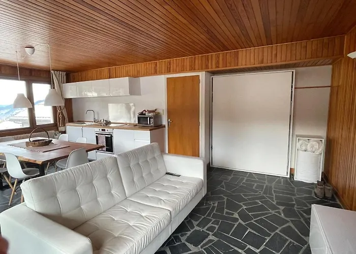 Διαμέρισμα Lovely 1650 *